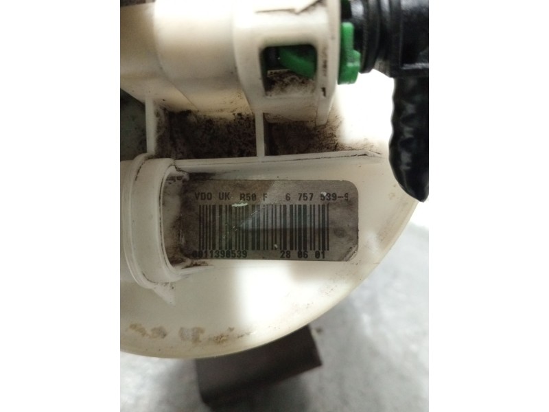 Recambio de bomba combustible para mini mini (r50,r53) cooper referencia OEM IAM 67575399 0011390539 VDOUKR50F