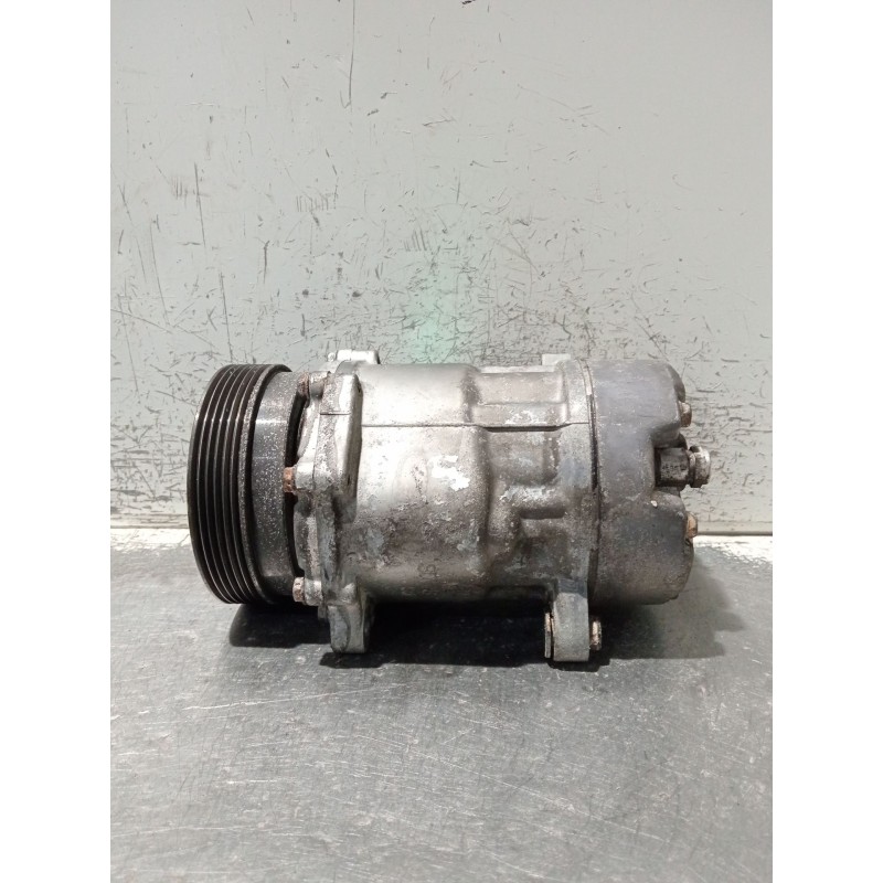 Recambio de compresor aire acondicionado para volkswagen passat b3/b4 (3a2, 35i) 2.0 referencia OEM IAM   