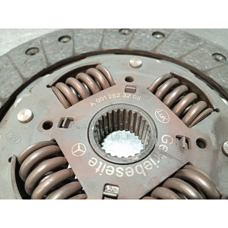 Recambio de kit embrague para mercedes-benz vito (w639) basic, combi 109 cdi compacto (639.601) referencia OEM IAM A0012523205 A