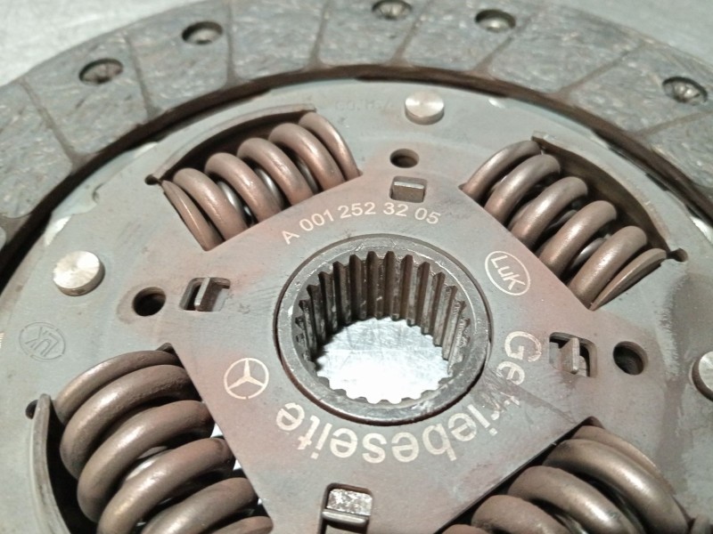 Recambio de kit embrague para mercedes-benz vito (w639) basic, combi 109 cdi compacto (639.601) referencia OEM IAM A0012523205 A