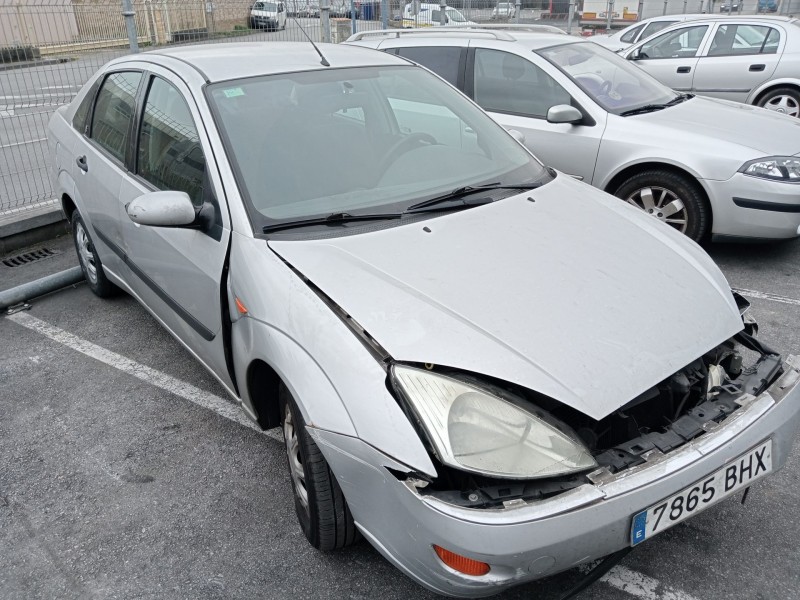 ford focus i sedán (dfw) del año 2001