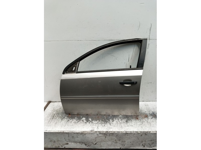 Recambio de puerta delantera izquierda para opel vectra c (z02) 2.2 dti 16v (f69) referencia OEM IAM  4P 