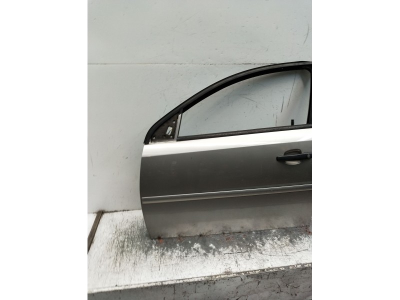Recambio de puerta delantera izquierda para opel vectra c (z02) 2.2 dti 16v (f69) referencia OEM IAM  4P 