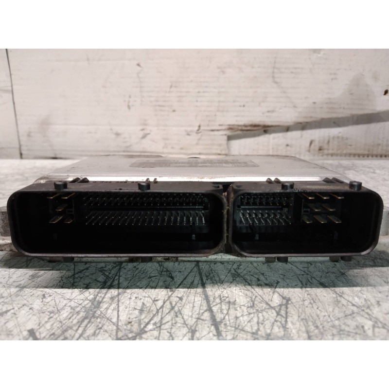 Recambio de centralita motor uce para volkswagen golf iv berlina (1j1) básico referencia OEM IAM 0281010302 038906019CJ EDC15P