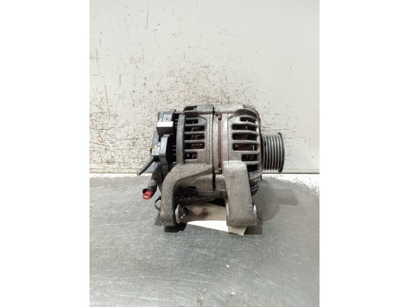Recambio de alternador para opel astra g hatchback (t98) 2.0 di (f08, f48) referencia OEM IAM 90561167 0124225004 