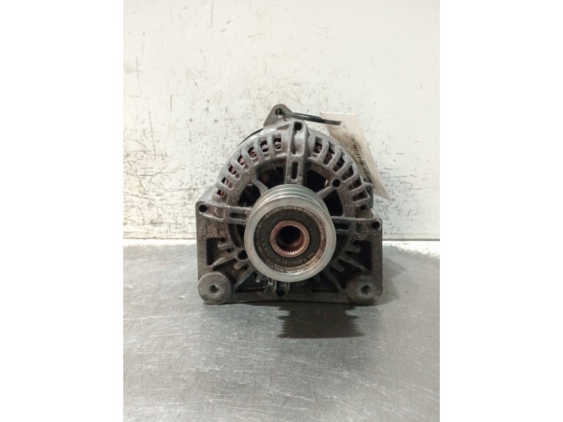 Recambio de alternador para renault megane ii (bm0/1_, cm0/1_) 1.5 dci (bm02, bm13, bm2a, cm02, cm13) referencia OEM IAM 8200100