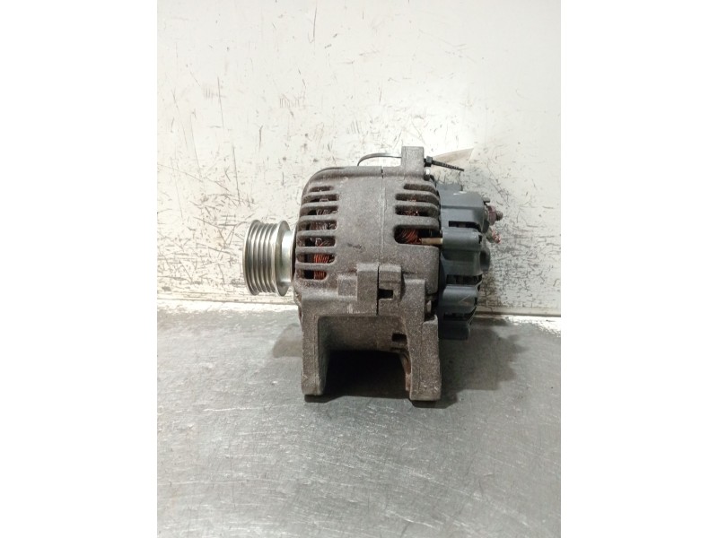 Recambio de alternador para renault megane ii (bm0/1_, cm0/1_) 1.5 dci (bm02, bm13, bm2a, cm02, cm13) referencia OEM IAM 8200100