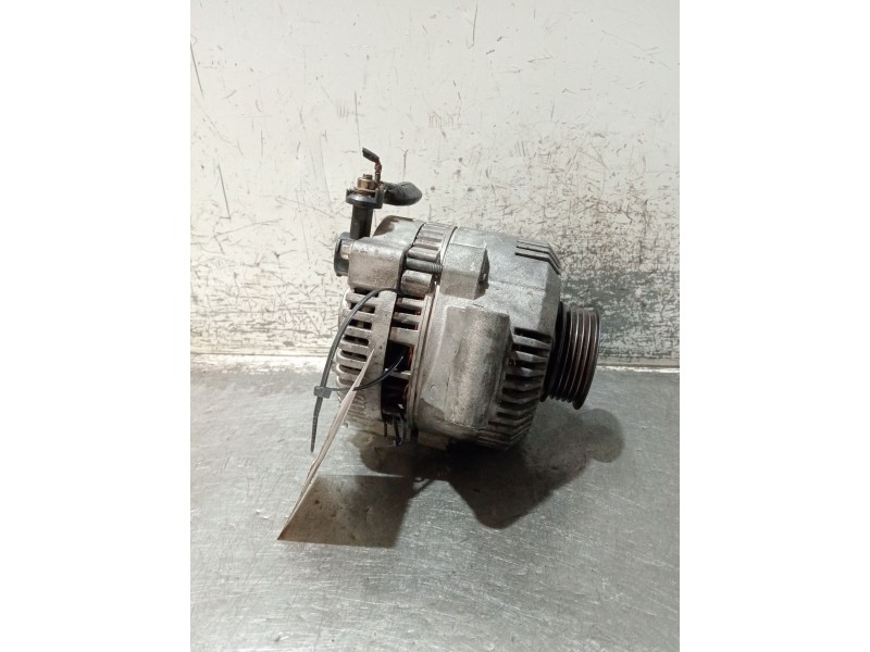 Recambio de alternador para ford mondeo ii sedán (bfp) 1.8 td referencia OEM IAM CGB13374  