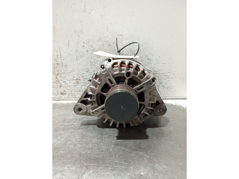Recambio de alternador para kia sportage spirit 2wd referencia OEM IAM 373002F350 2617532 