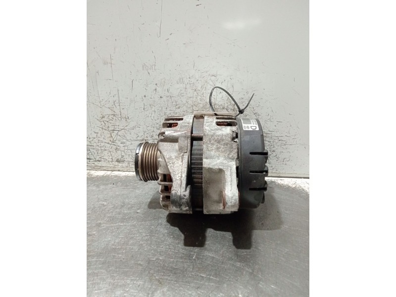 Recambio de alternador para kia sportage spirit 2wd referencia OEM IAM 373002F350 2617532 