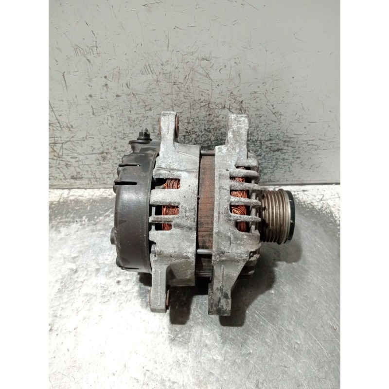 Recambio de alternador para kia sportage spirit 2wd referencia OEM IAM 373002F350 2617532 