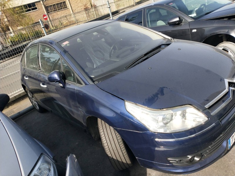 citroen c4 berlina del año 2008