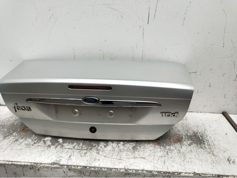 Recambio de tapa maletero para ford focus i sedán (dfw) 1.8 turbo di / tddi referencia OEM IAM   