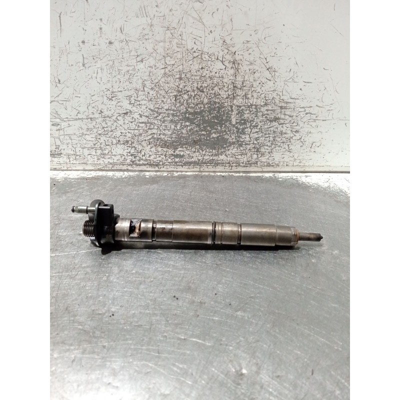 Recambio de inyector para volkswagen passat b6 (3c2) 2.0 tdi 16v referencia OEM IAM 03L130277 0445116030 BOSCH