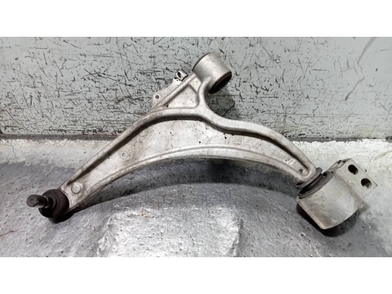 Recambio de brazo suspension inferior delantero izquierdo para opel zafira tourer selective referencia OEM IAM   