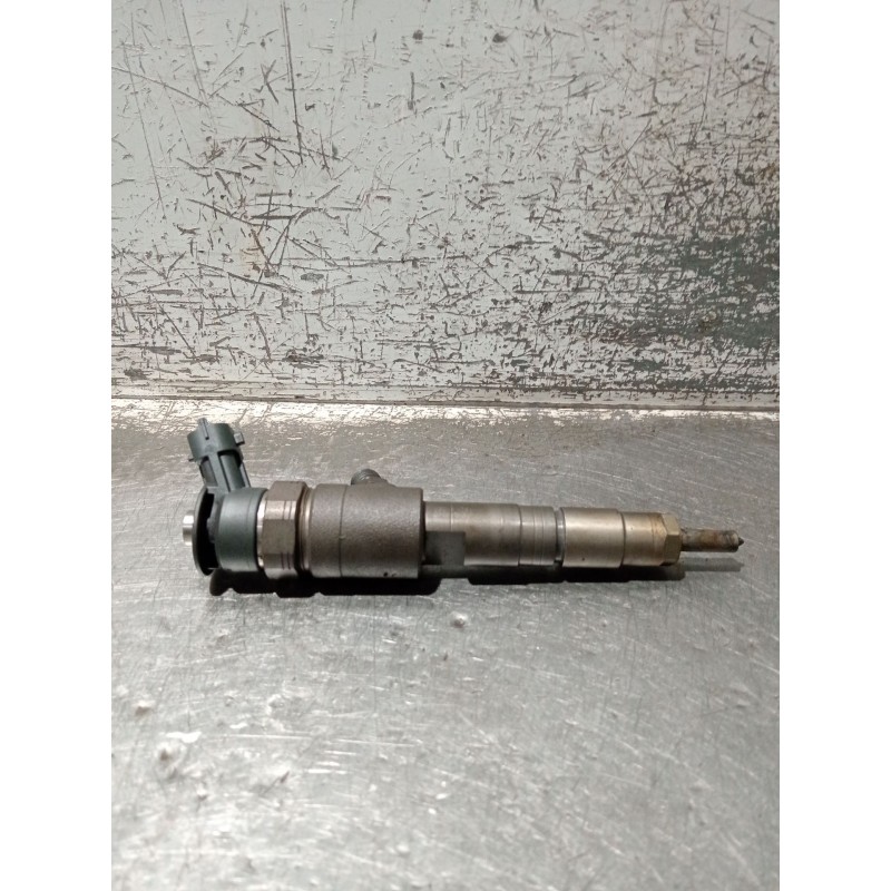 Recambio de inyector para citroën c4 cactus 1.6 hdi 90 referencia OEM IAM 027766 0445110566 BOSCH