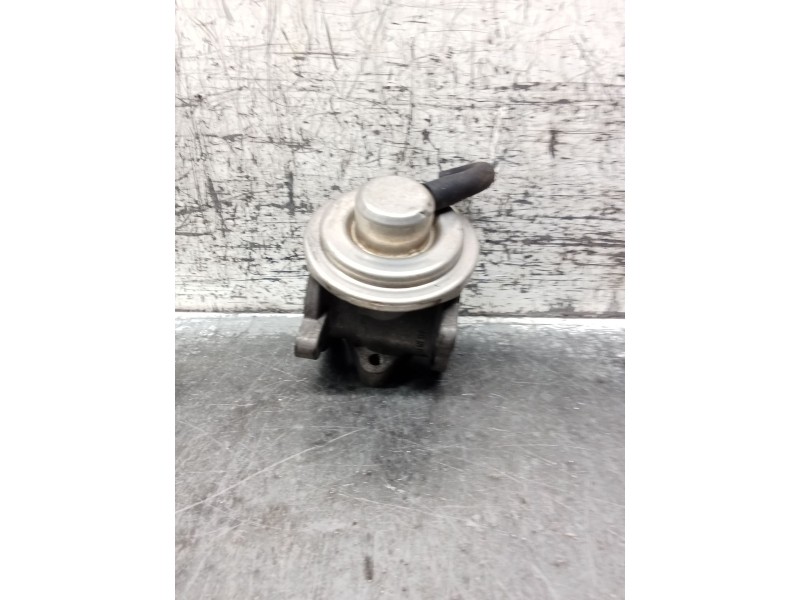 Recambio de valvula egr para volkswagen polo iv (9n_, 9a_) 1.4 tdi referencia OEM IAM 045131501K  