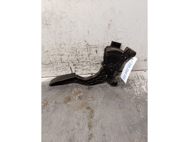 Recambio de potenciometro pedal para kia carnival / grand carnival iii (vq) 2.9 crdi referencia OEM IAM 061219E0113  