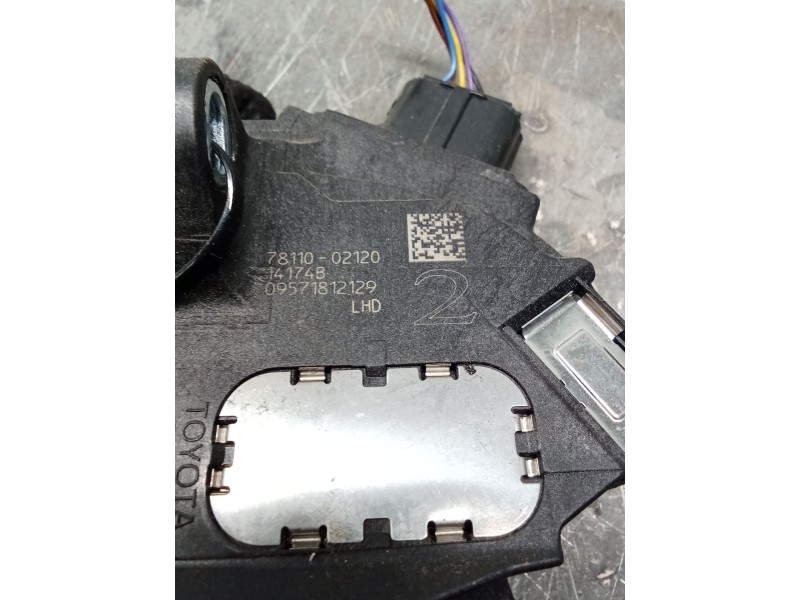 Recambio de potenciometro pedal para toyota auris (_e18_) 1.3 (nre180_) referencia OEM IAM 7811002120  