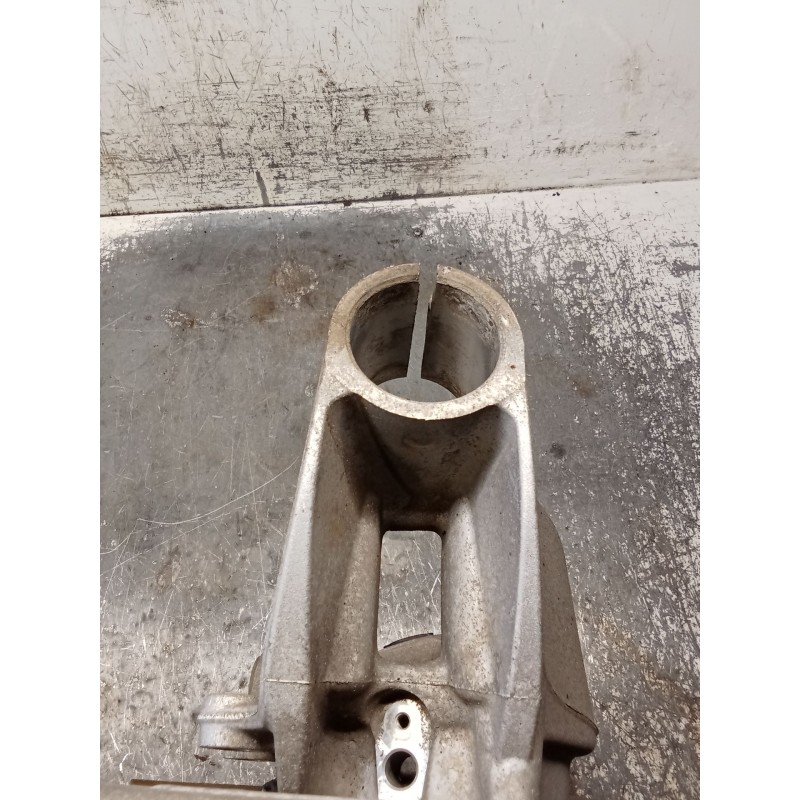 Recambio de mangueta trasera derecha para land rover range rover evoque (l538) 2.0 d 4x4 referencia OEM IAM 20A83410  