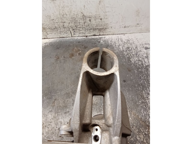 Recambio de mangueta trasera derecha para land rover range rover evoque (l538) 2.0 d 4x4 referencia OEM IAM 20A83410  