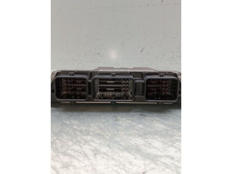 Recambio de centralita motor uce para renault laguna ii grandtour (kg0/1_) 1.9 dci (kg0g) referencia OEM IAM 0281011969 82003115