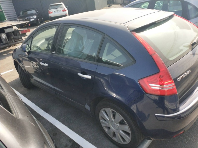 citroen c4 berlina del año 2008