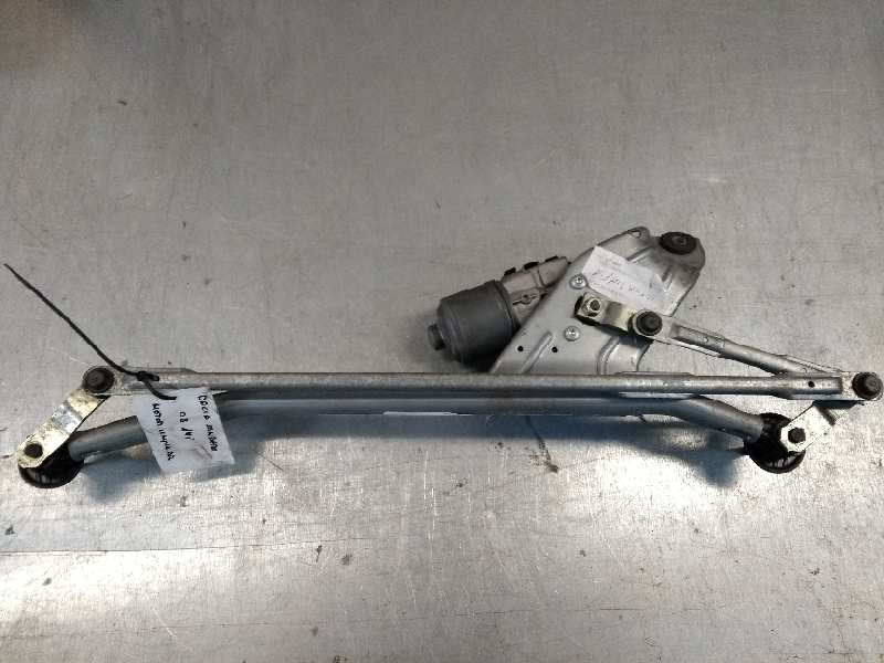 Recambio de motor limpia delantero para dacia sandero 1.4 cat (gas licuado del petróleo. gpl) referencia OEM IAM 0390241544 3397