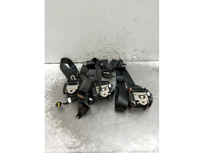 Recambio de juego cinturones trasero para opel corsa f referencia OEM IAM  5P 