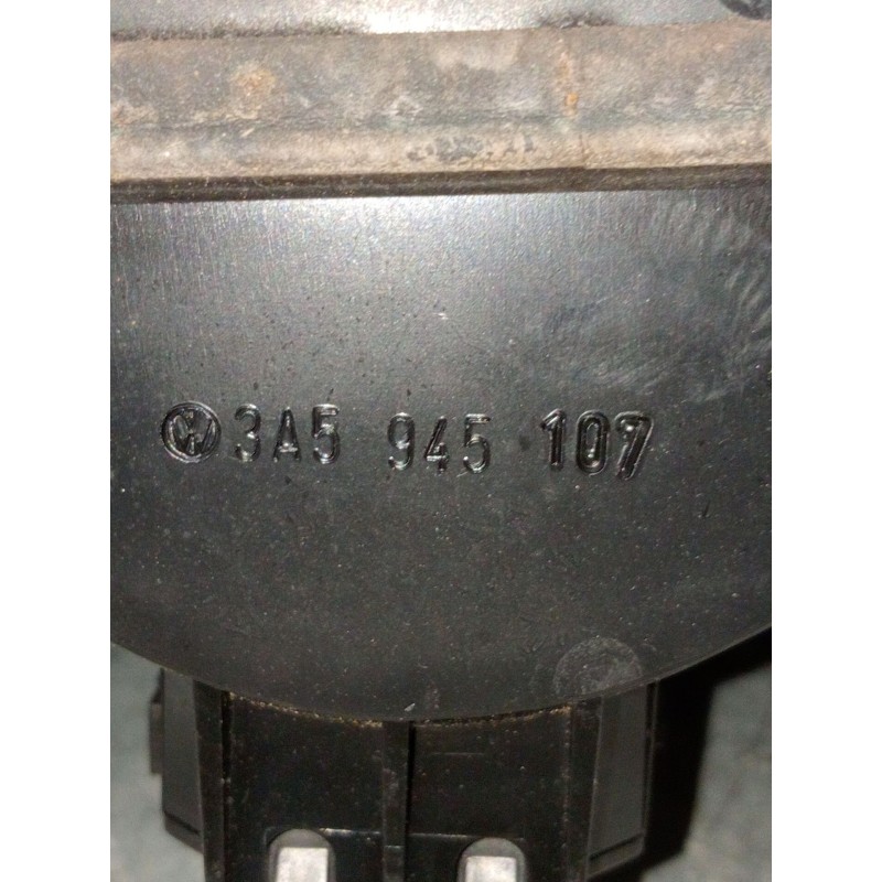 Recambio de piloto trasero izquierdo interior para volkswagen passat b3/b4 (3a2, 35i) 2.0 referencia OEM IAM 3A5945107  