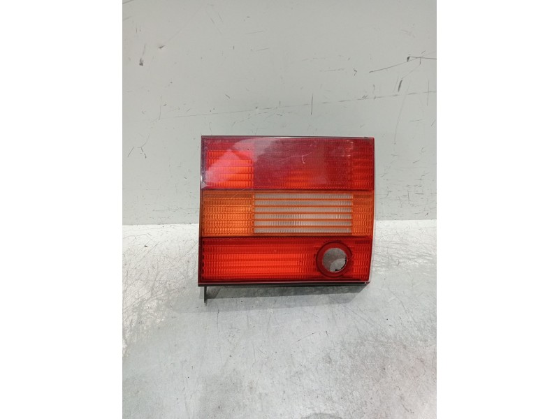 Recambio de piloto trasero derecho interior para volkswagen passat b3/b4 (3a2, 35i) 2.0 referencia OEM IAM 3a5945108  