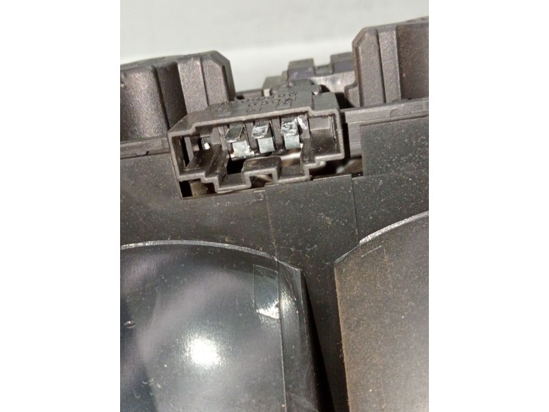 Recambio de piloto trasero derecho interior para volkswagen passat b3/b4 (3a2, 35i) 2.0 referencia OEM IAM 3a5945108  