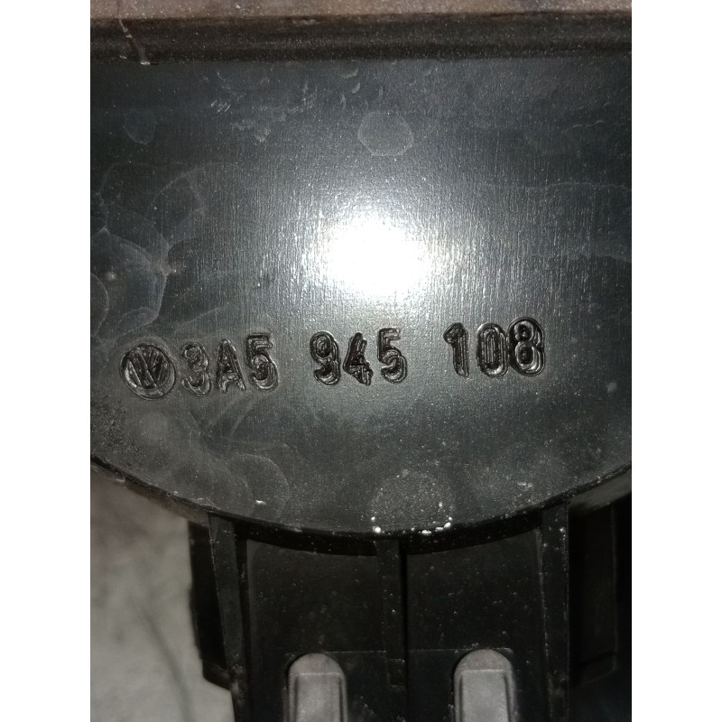 Recambio de piloto trasero derecho interior para volkswagen passat b3/b4 (3a2, 35i) 2.0 referencia OEM IAM 3a5945108  