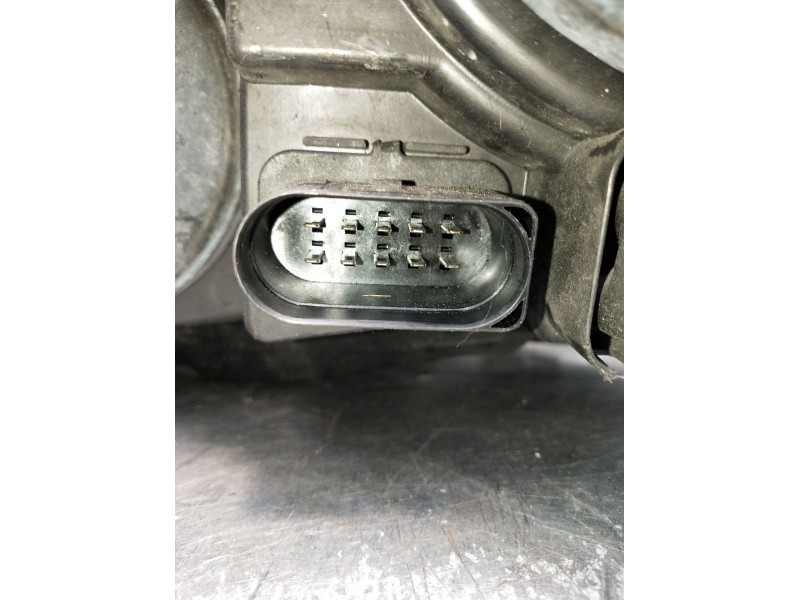 Recambio de faro derecho para ford transit custom v362 autobús (f3) 2.0 ecoblue referencia OEM IAM BK2113D152B  
