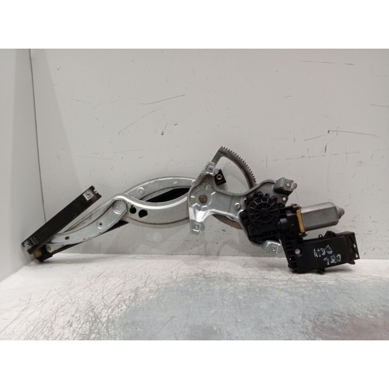 Recambio de elevalunas delantero derecho para volkswagen passat b3/b4 (3a2, 35i) 2.0 referencia OEM IAM 3a0837402D 4p 