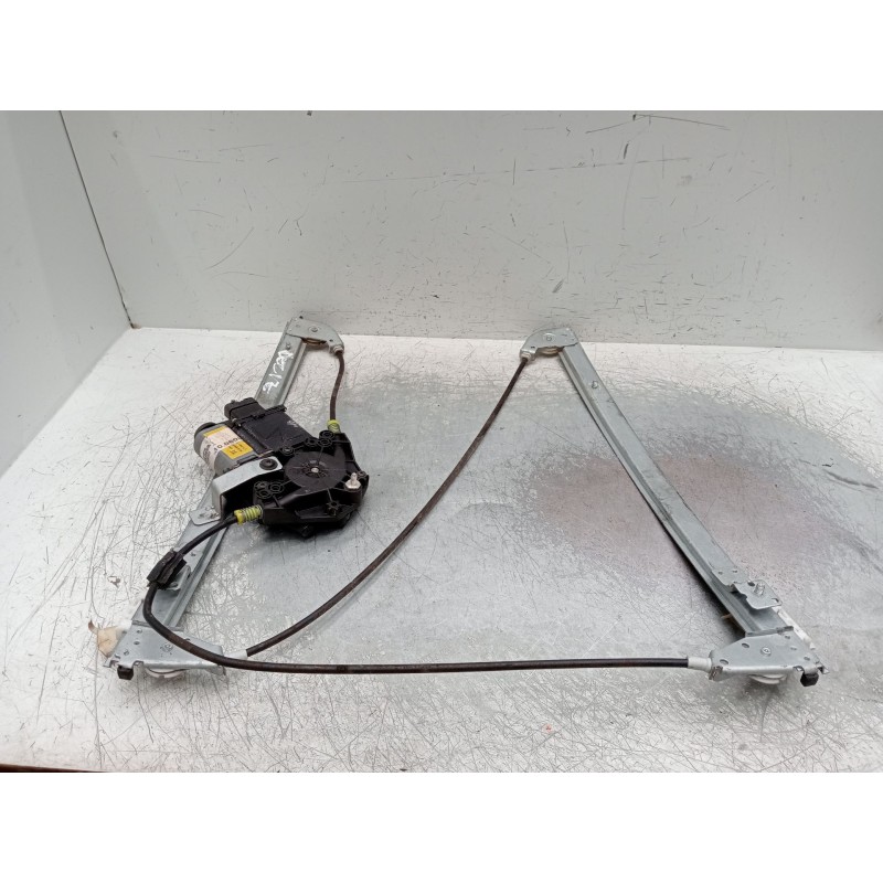 Recambio de elevalunas delantero izquierdo para renault laguna ii grandtour (kg0/1_) 1.9 dci (kg0g) referencia OEM IAM   