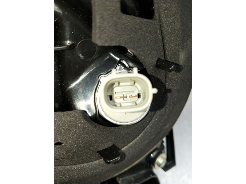 Recambio de piloto trasero izquierdo interior para toyota c-hr (_x1_) 1.8 hybrid (zyx10_, zyx11_) referencia OEM IAM 81590F4120 