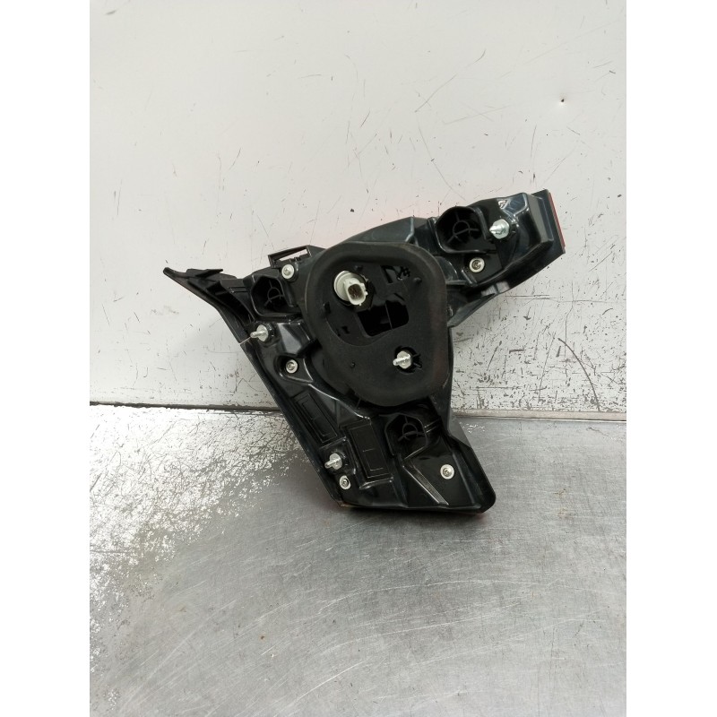 Recambio de piloto trasero derecho interior para toyota c-hr (_x1_) 1.8 hybrid (zyx10_, zyx11_) referencia OEM IAM 81580F4120  