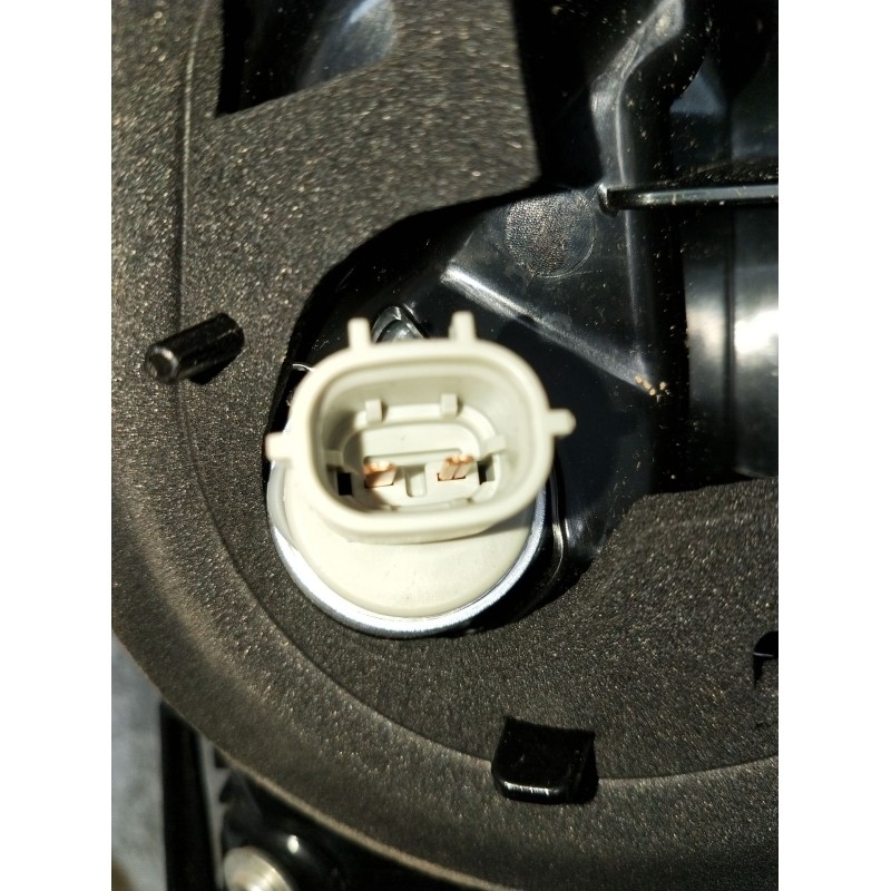 Recambio de piloto trasero derecho interior para toyota c-hr (_x1_) 1.8 hybrid (zyx10_, zyx11_) referencia OEM IAM 81580F4120  