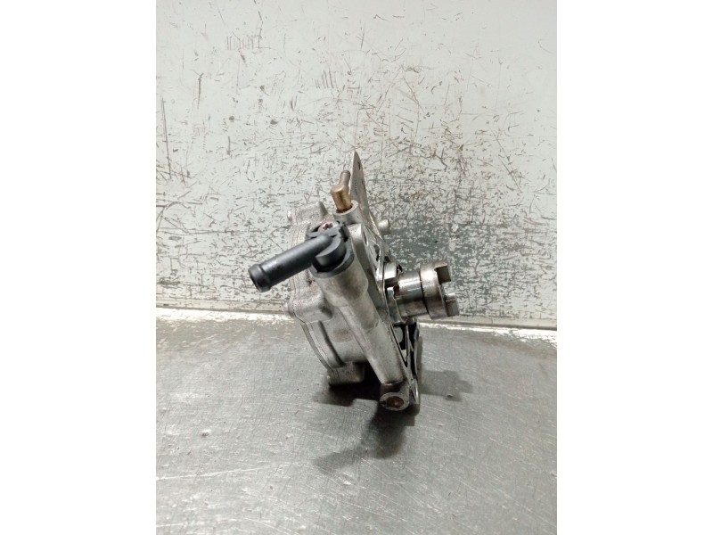 Recambio de depresor freno / bomba vacio para kia sportage spirit 2wd referencia OEM IAM 288102F600  