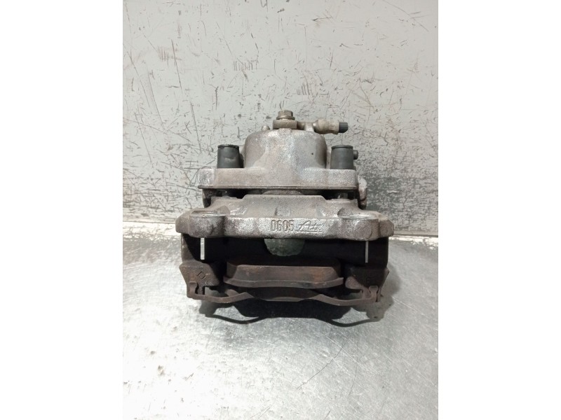 Recambio de pinza freno delantera derecha para opel vectra c (z02) 2.2 dti 16v (f69) referencia OEM IAM   