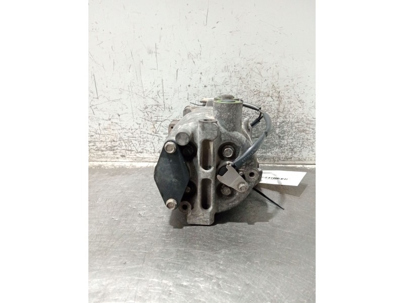 Recambio de compresor aire acondicionado para ford tourneo connect 1.8 tdci referencia OEM IAM   