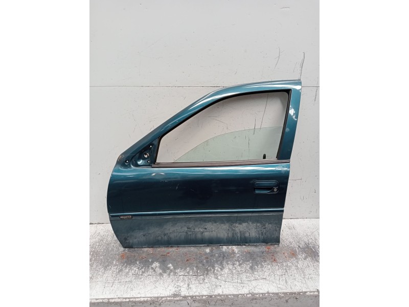 Recambio de puerta delantera izquierda para opel vectra b (j96) 2.0 dti 16v (f19) referencia OEM IAM  4P 