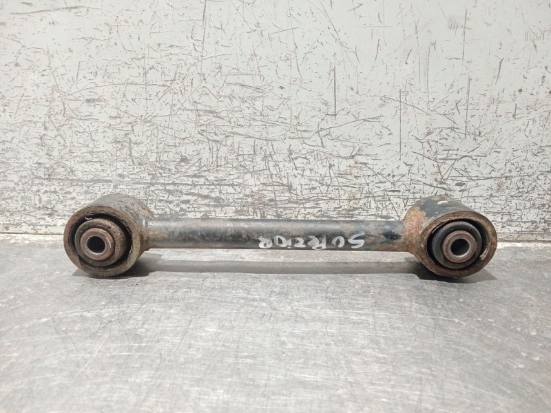 Recambio de brazo suspension superior trasero derecho para nissan terrano ii (r20) 2.7 tdi 4wd referencia OEM IAM   
