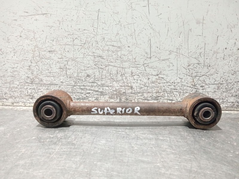 Recambio de brazo suspension superior trasero izquierdo para nissan terrano ii (r20) 2.7 tdi 4wd referencia OEM IAM   