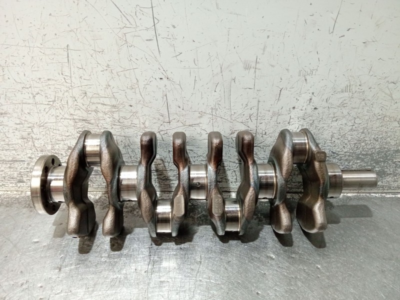 Recambio de cigueñal para toyota auris (_e18_) 1.3 (nre180_) referencia OEM IAM  2ZR 