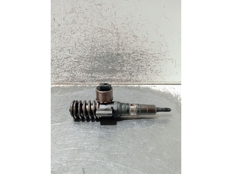 Recambio de inyector para seat leon (1p1) referencia OEM IAM 03G130073G 0414720404 BOSCH