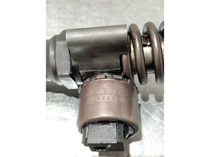 Recambio de inyector para seat leon (1p1) referencia OEM IAM 03G130073G 0414720404 BOSCH