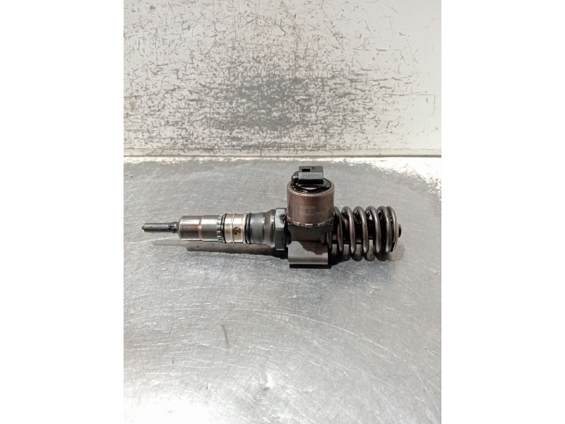 Recambio de inyector para seat leon (1p1) referencia OEM IAM 03G130073G 0414720404 BOSCH
