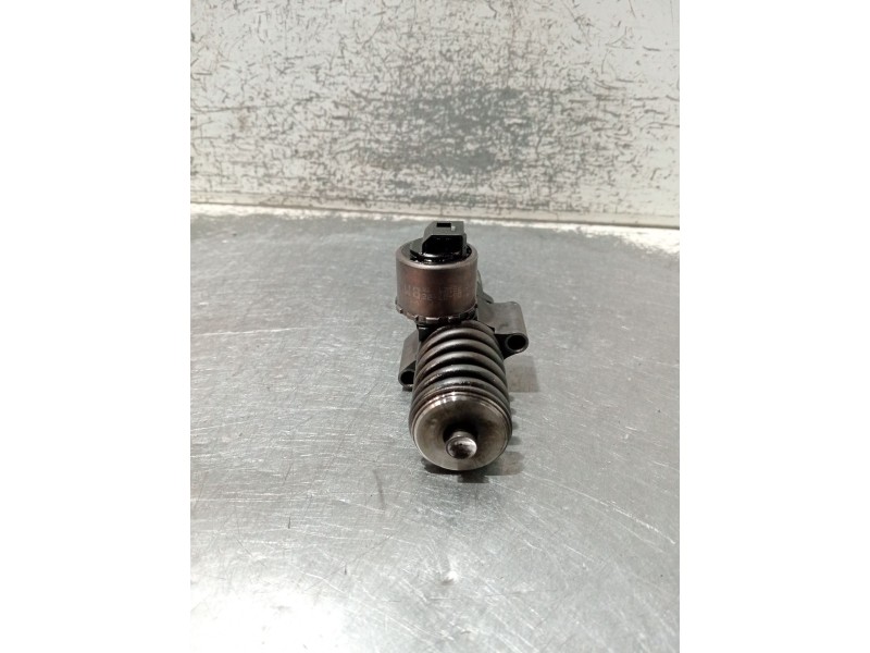 Recambio de inyector para seat leon (1p1) referencia OEM IAM 03G130073G 0414720404 BOSCH